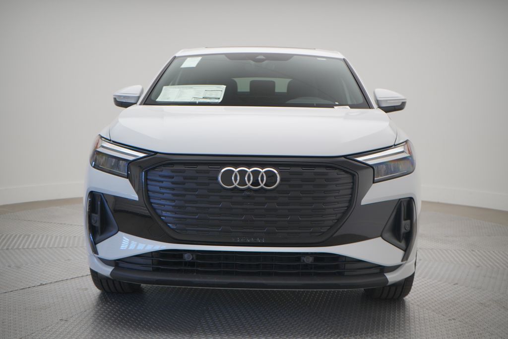 2024 Audi Q4 e-tron  5