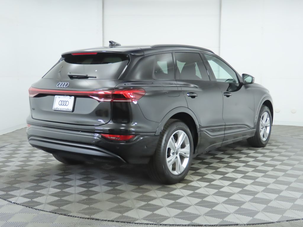 2025 Audi Q6 e-tron Premium 5