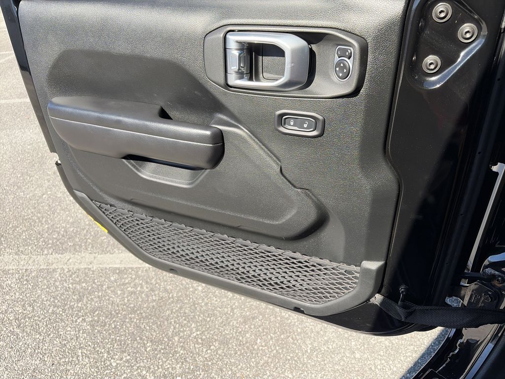 Used 2020 Jeep Wrangler SUV