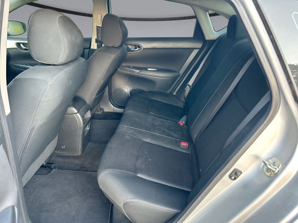 Thumbnail: 2019 Nissan Sentra - 27