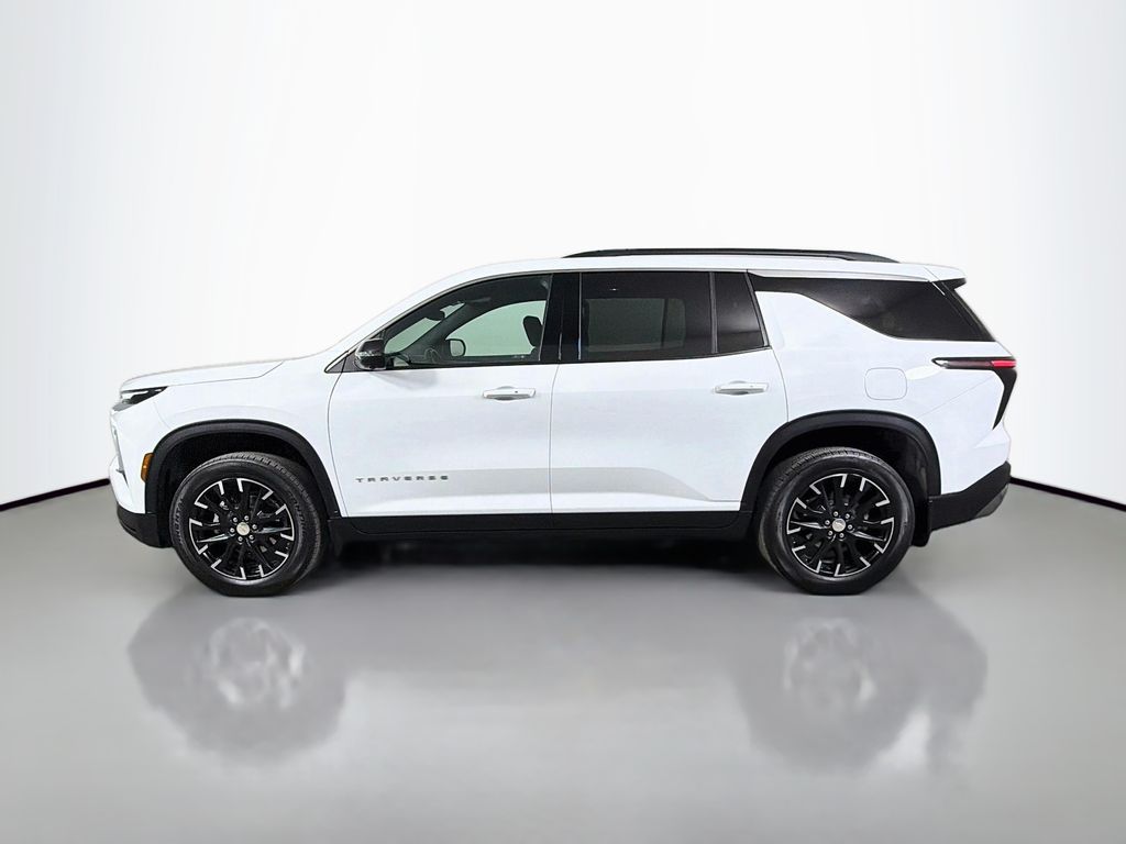 Used 2025 Chevrolet Traverse SUV