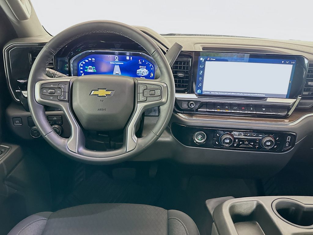 Thumbnail: 2023 Chevrolet Silverado 1500 - 21