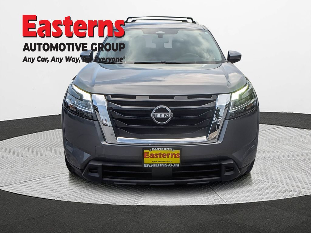2022 Nissan Pathfinder SV - Photo 10