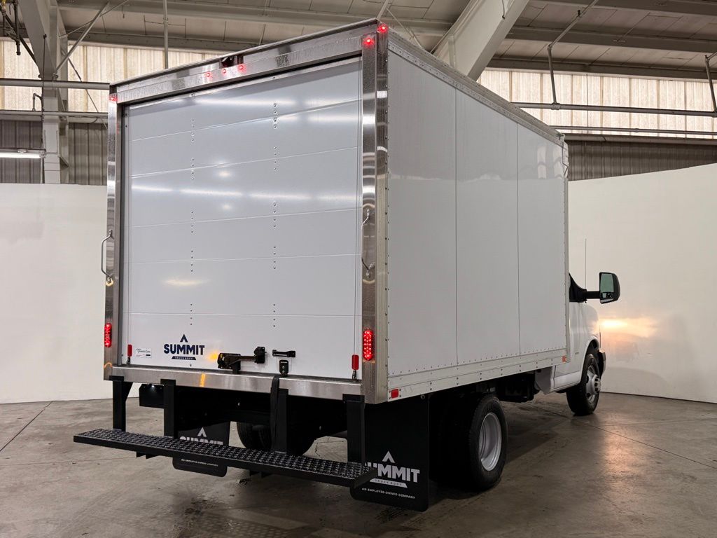 2025 Chevrolet Express 3500 Work Van
