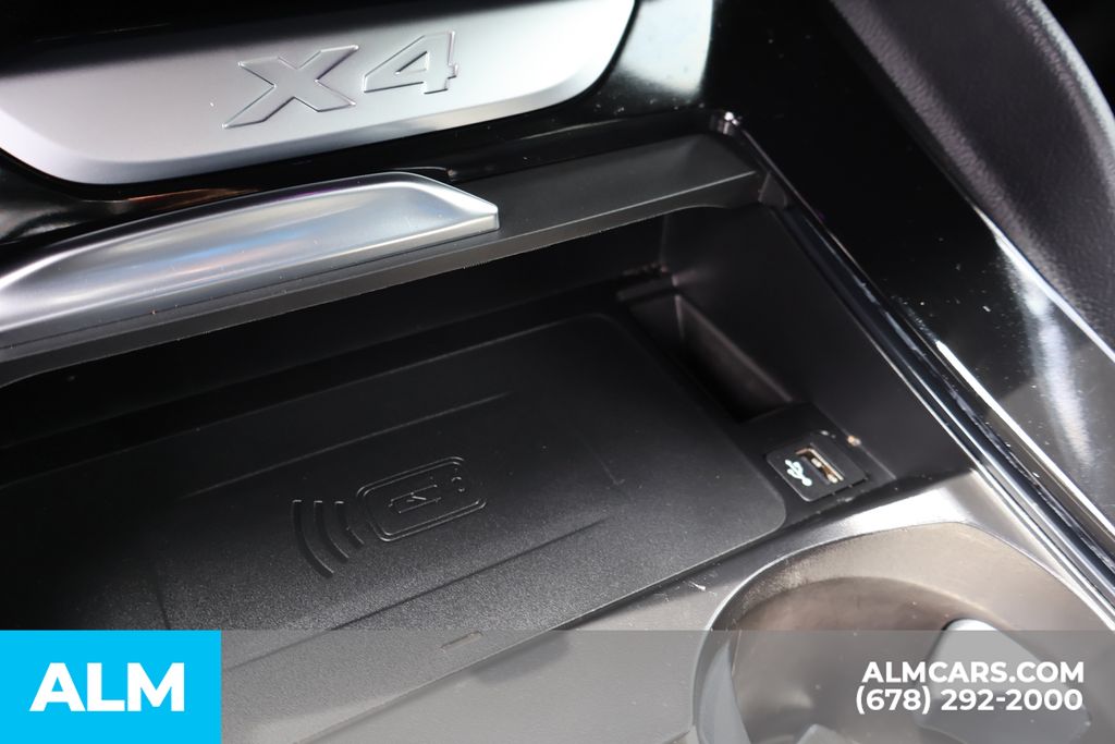 Used 2025 Black BMW xDrive30i image 34