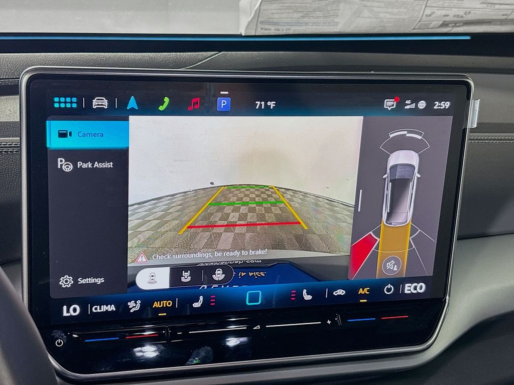2025 Volkswagen ID.4 Pro
