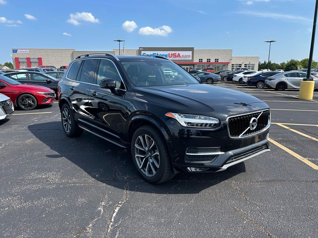 2019 Volvo XC90 T5 Momentum FWD