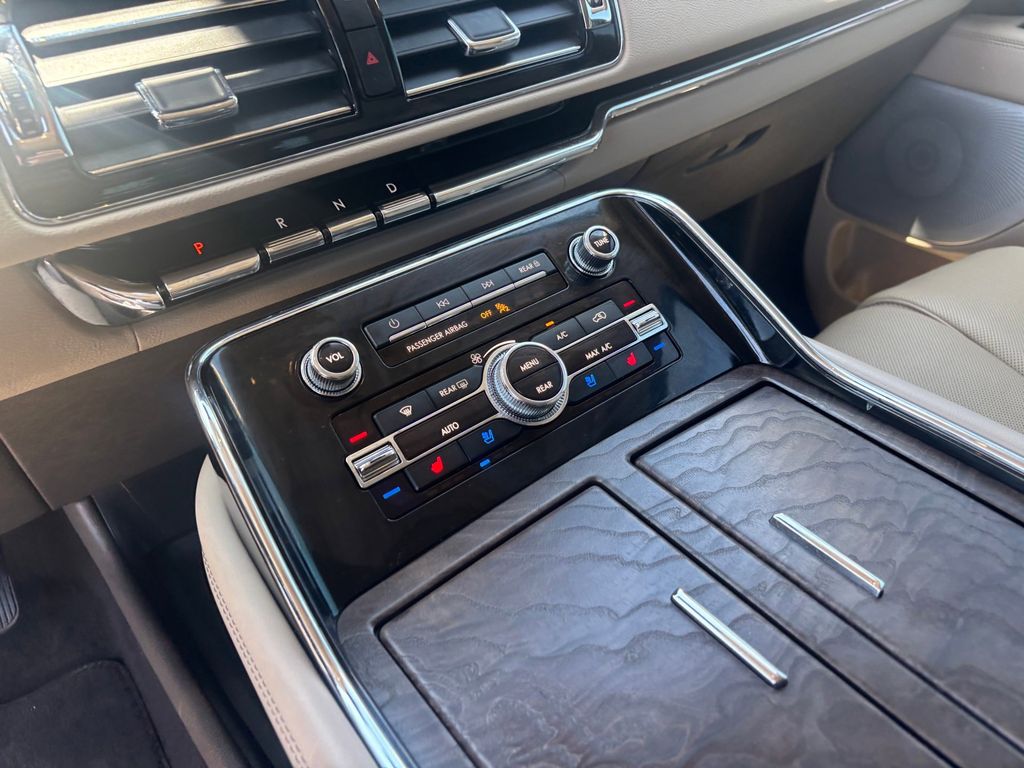 Used Car 2023 Lincoln Navigator  Reserve For Sale Under $70,000 In Austin, Texas