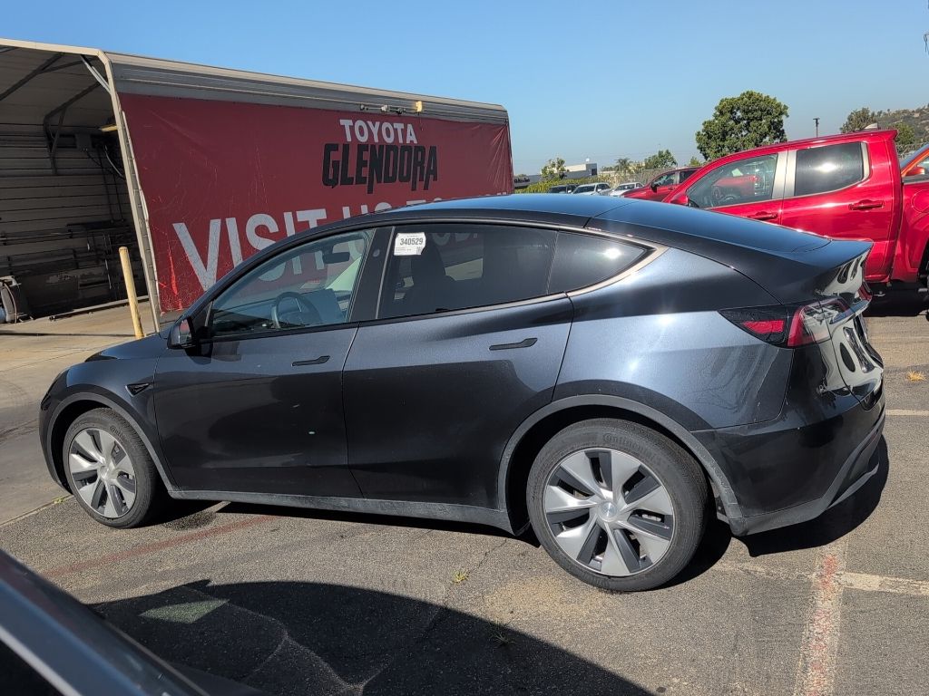 Used 2024 Tesla Model Y SUV