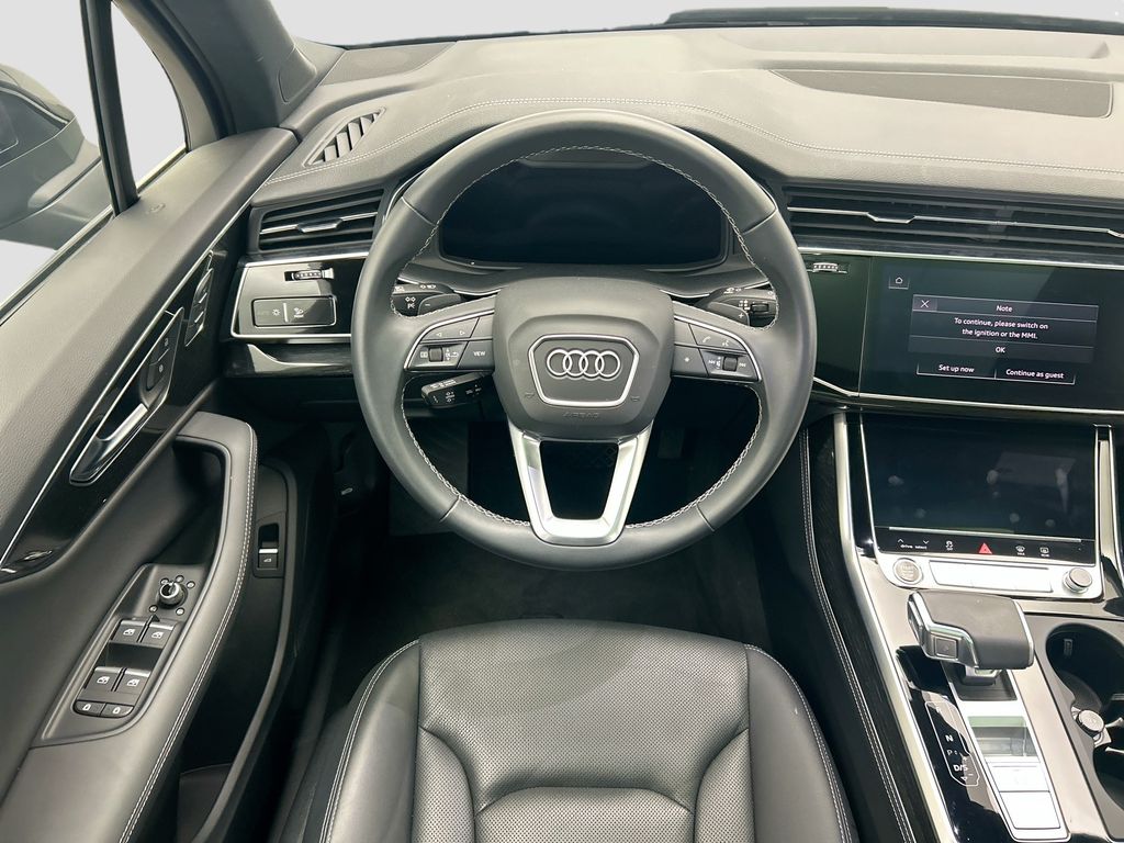 Thumbnail: 2025 Audi Q7 - 10