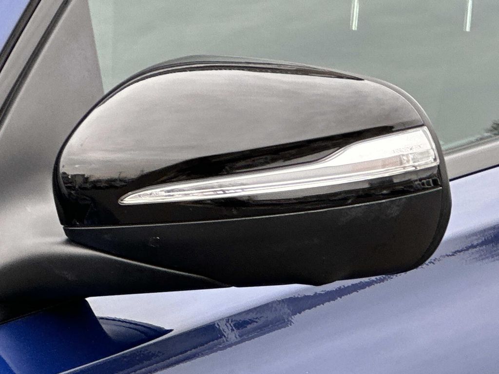 Thumbnail: 2021 Mercedes-Benz GLE - 2