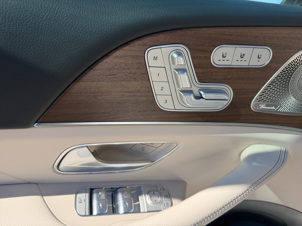 new 2026 Mercedes-Benz GLE car