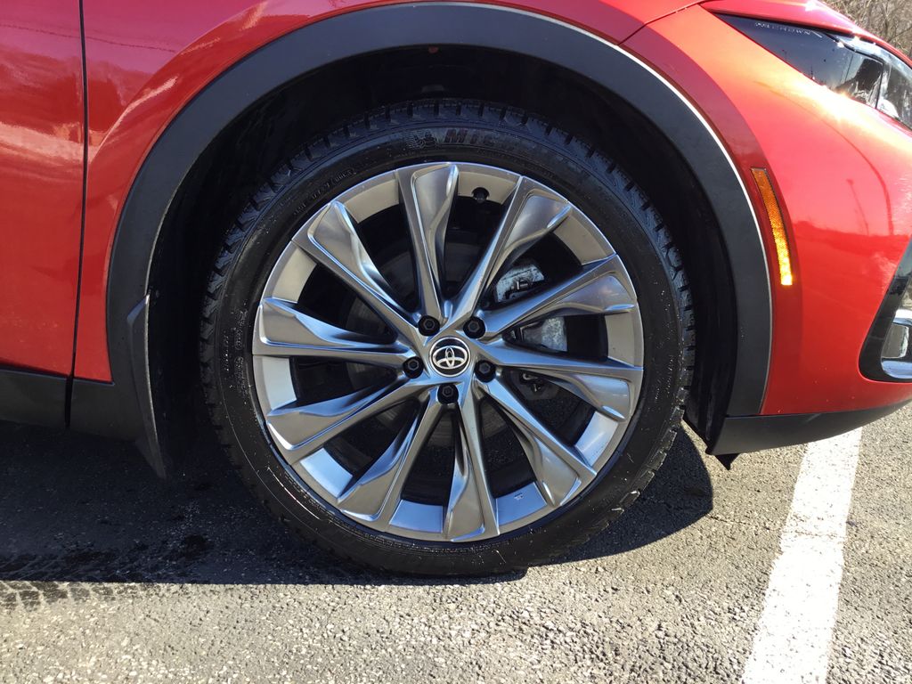 Thumbnail: 2023 Toyota Crown - 12