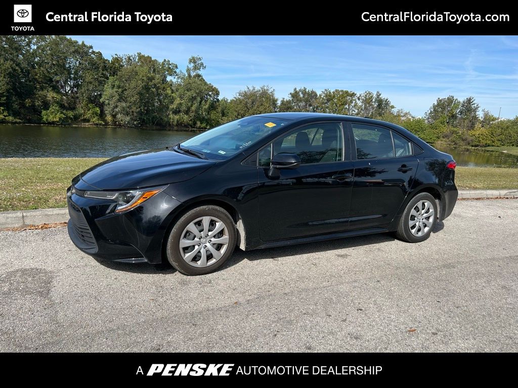 Thumbnail: 2024 Toyota Corolla - 1