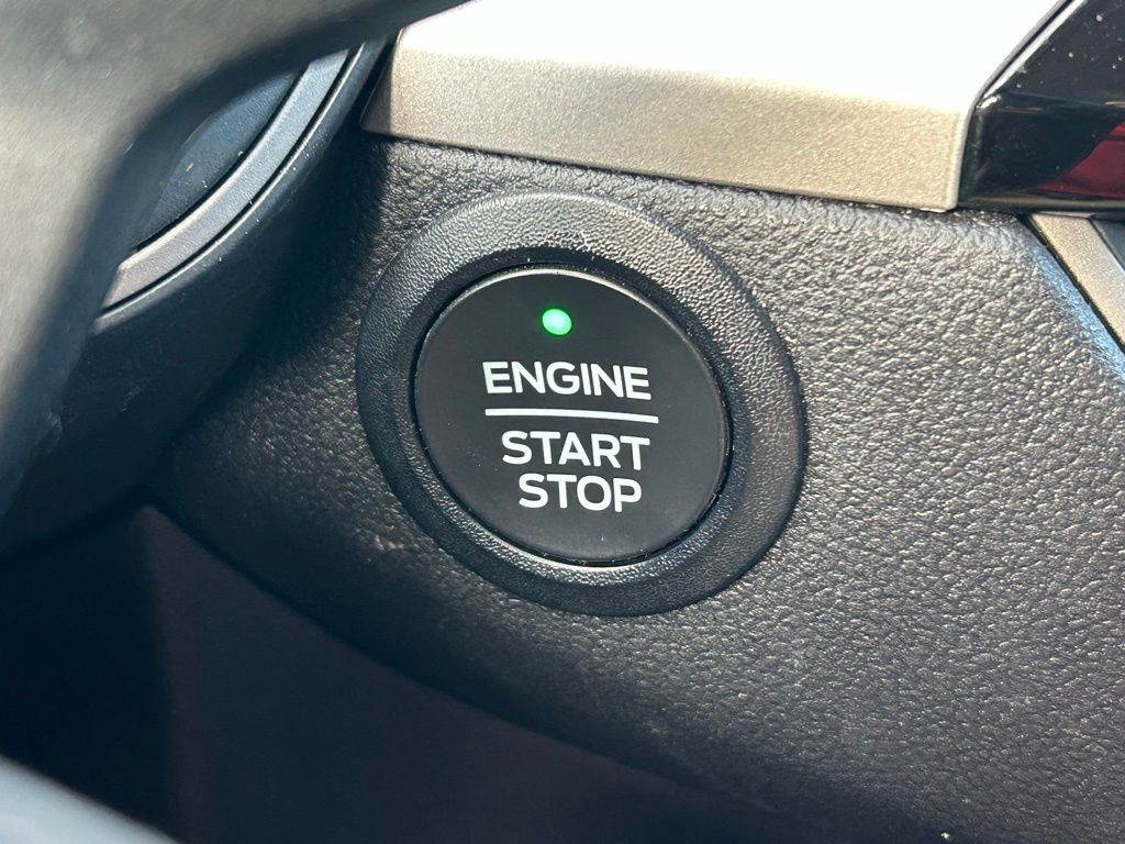 Thumbnail: 2022 Ford Escape - 29