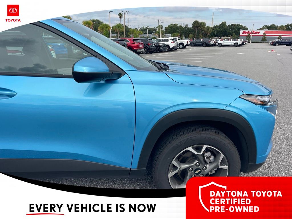 Used 2025 Chevrolet Trax SUV