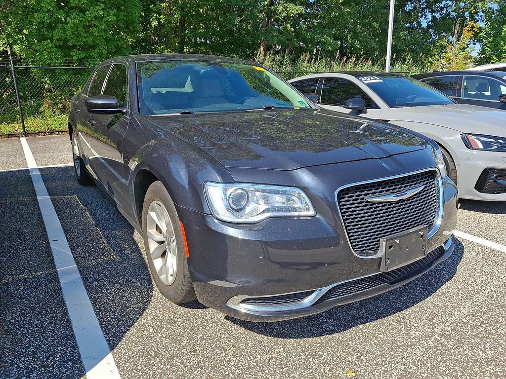 Thumbnail: 2016 Chrysler 300 - 3