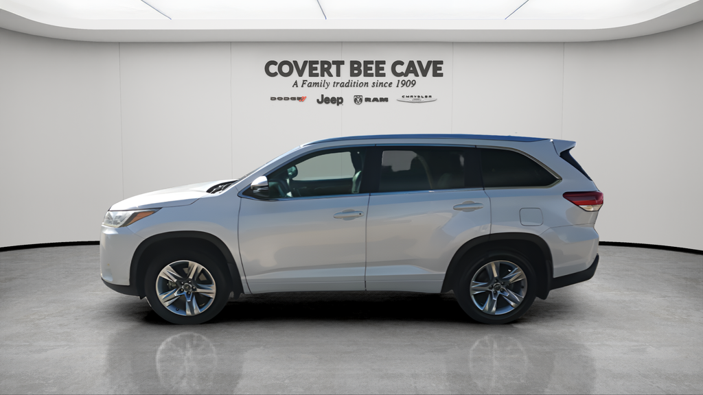 Used Car 2019 Toyota Highlander  Limited For Sale Under $30,000 In Austin, Texas