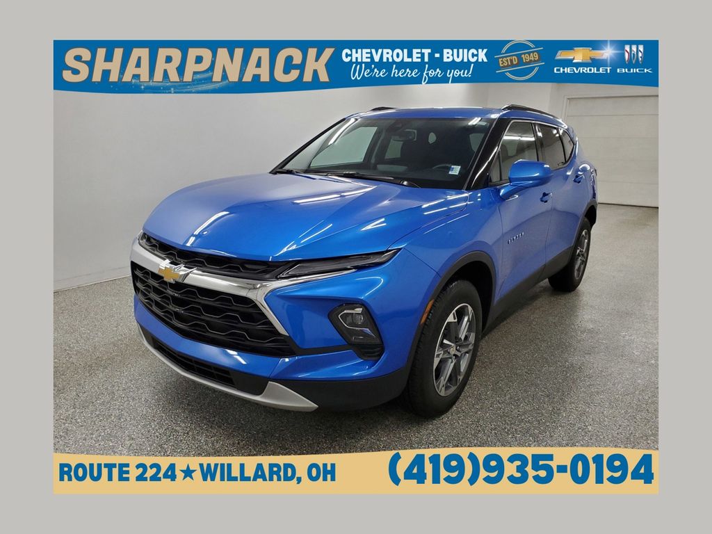 2024 Chevrolet Blazer 2LT FWD Azul (Riptide Blue Metallic) SUV/Crossover Tracción delantera 9 velocidades Automática marcha alta