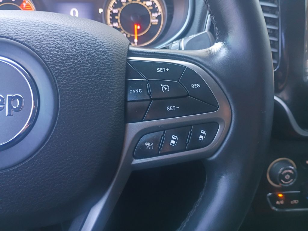 Used Car 2021 Jeep Cherokee  Limited For Sale Under $20,000 In Austin, Texas