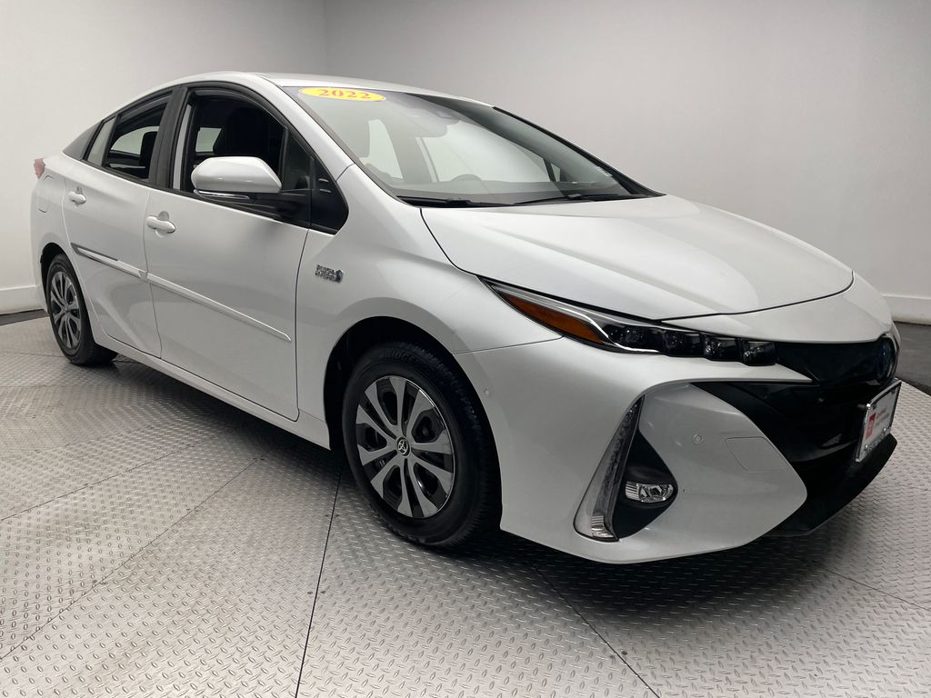 2022 Toyota Prius Prime Limited 3