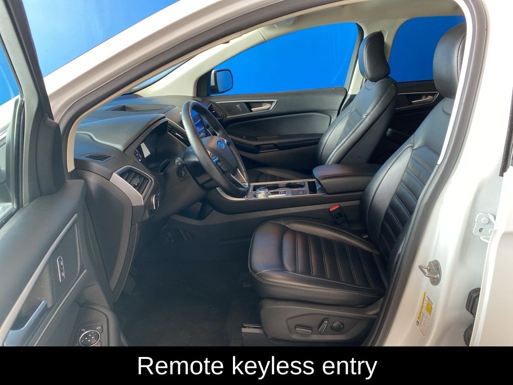 Used 2024 White Ford SEL image 10