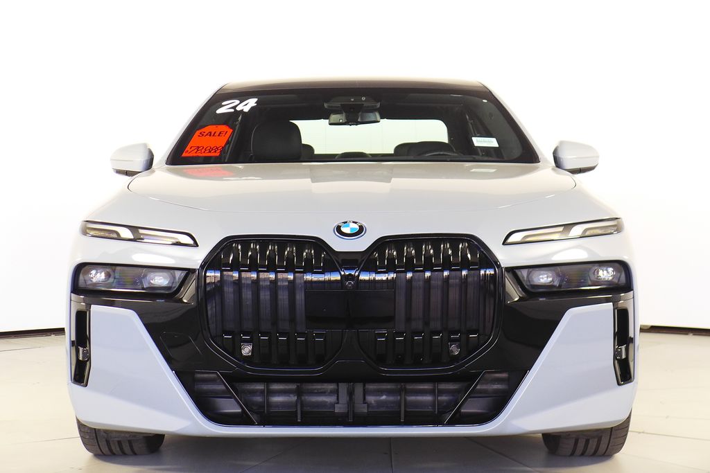 Thumbnail: 2024 BMW 7 Series - 3