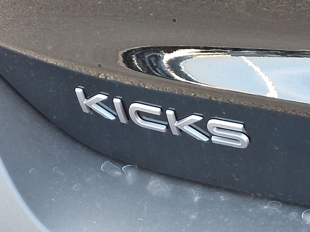 Thumbnail: 2025 Nissan Kicks - 11