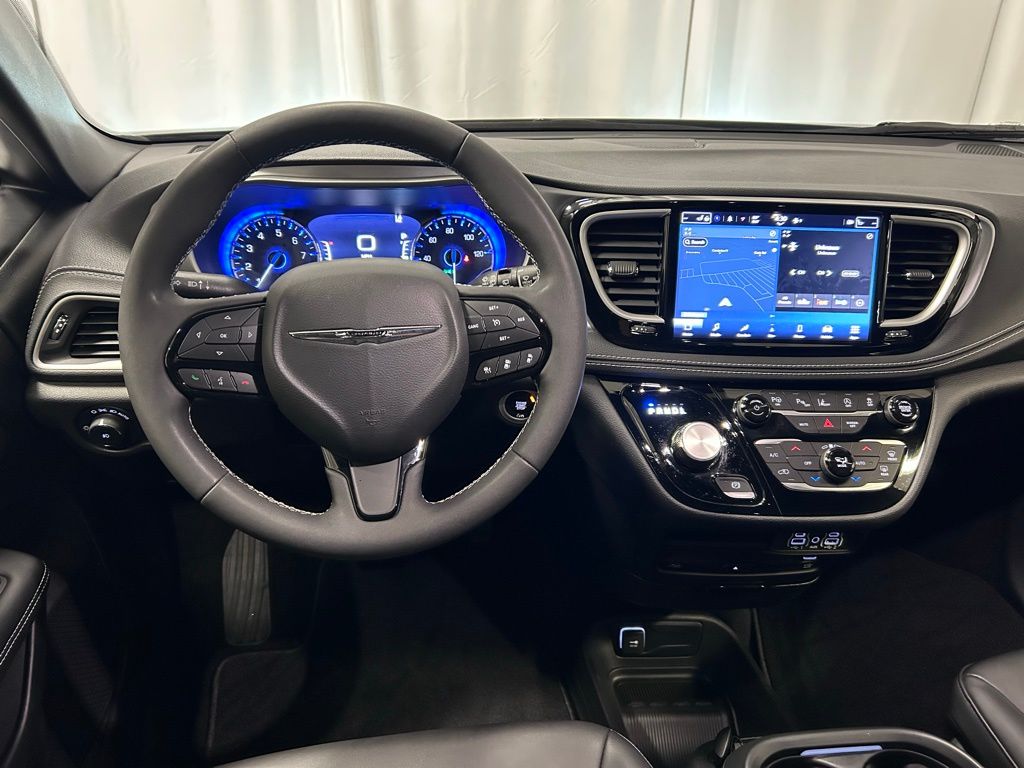 used 2023 Chrysler Pacifica car, priced at $34,450