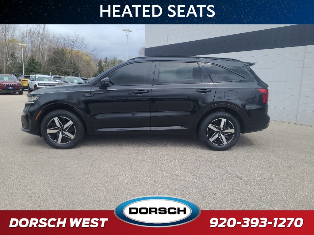 used 2022 Kia Sorento car, priced at $25,941