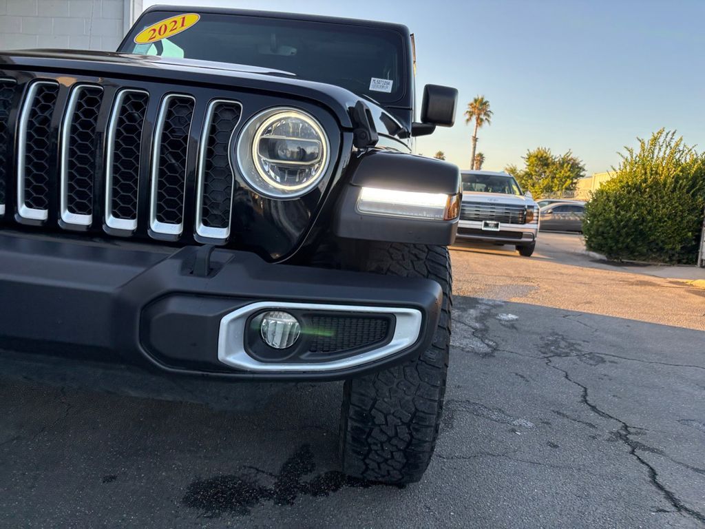 2021 Jeep Gladiator Overland photo 25