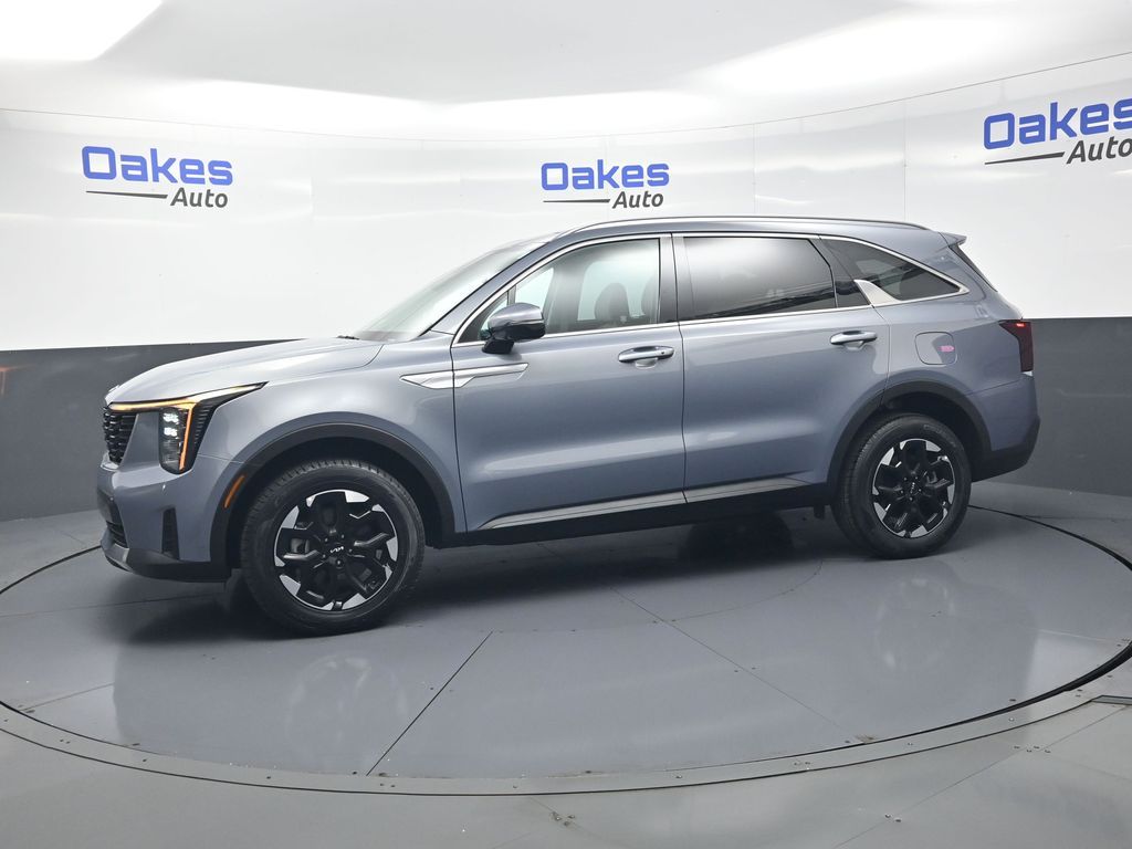 2025 Everlasting Silver Kia Sorento S AWD SUV