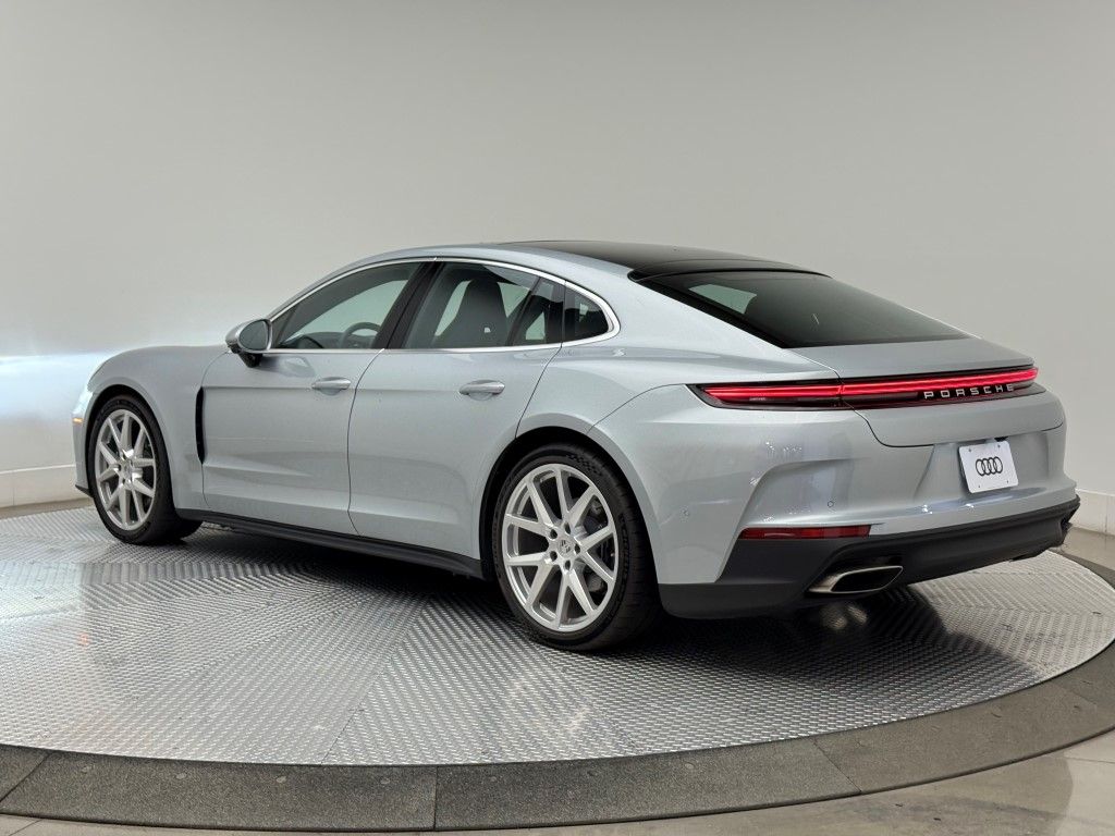 Thumbnail: 2025 Porsche Panamera - 12