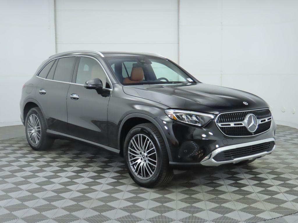 Thumbnail: 2026 Mercedes-Benz GLC - 3