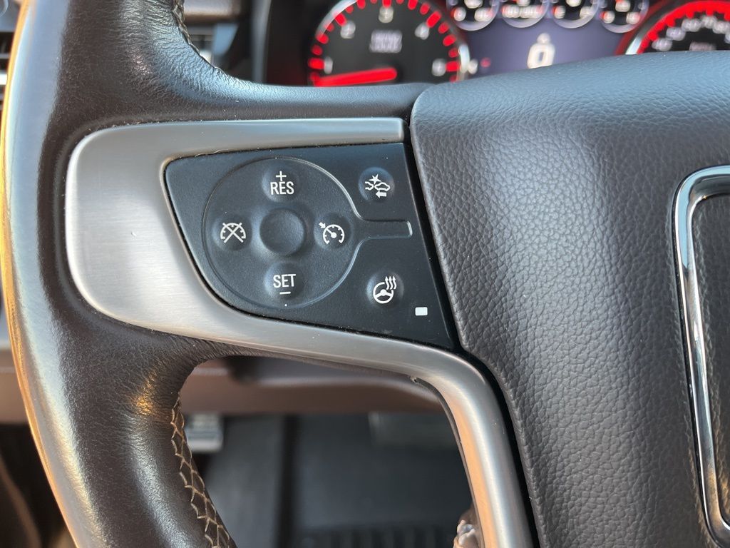 Thumbnail: 2016 GMC Yukon - 19