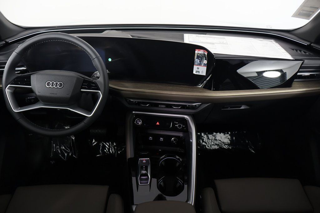 Thumbnail: 2025 Audi Q5 - 4