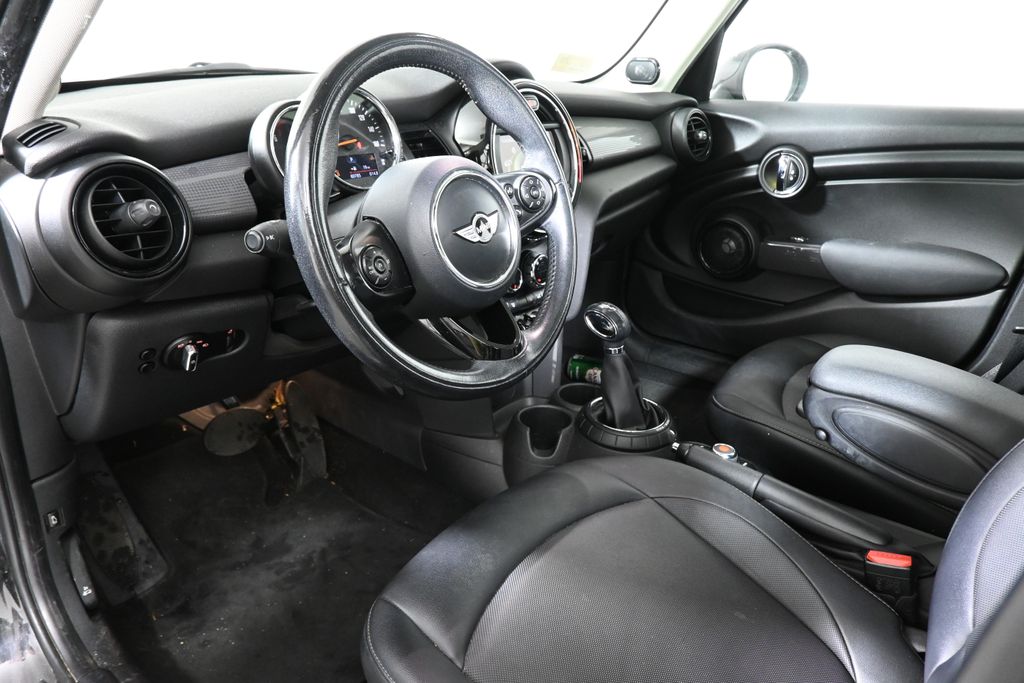 Thumbnail: 2016 MINI Cooper - 4