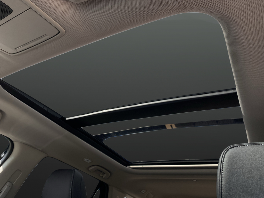 New 2026 Crystal Black Pearl Honda Touring image 7