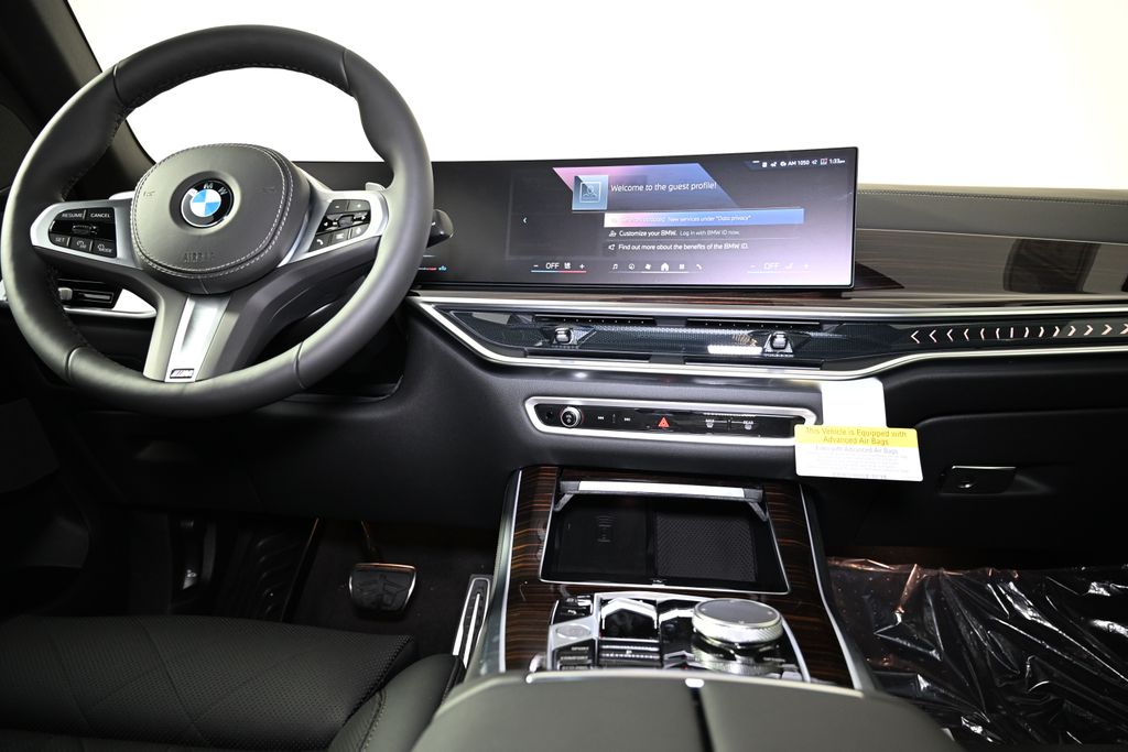 Thumbnail: 2026 BMW X5 - 16