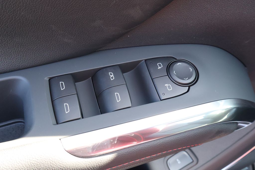 Thumbnail: 2026 Chevrolet Traverse - 18