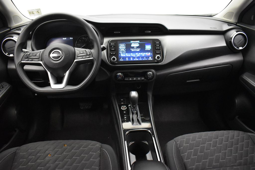 Thumbnail: 2022 Nissan Kicks - 23