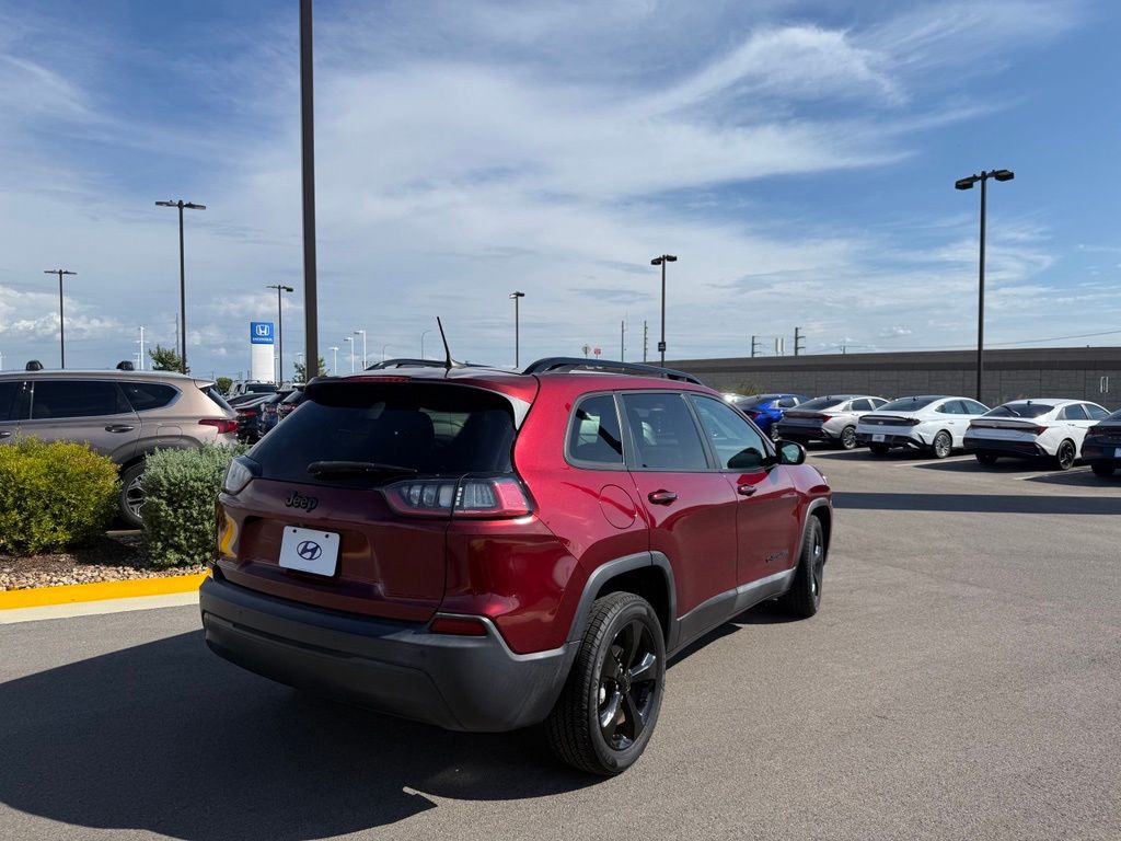 Thumbnail: 2020 Jeep Cherokee - 5