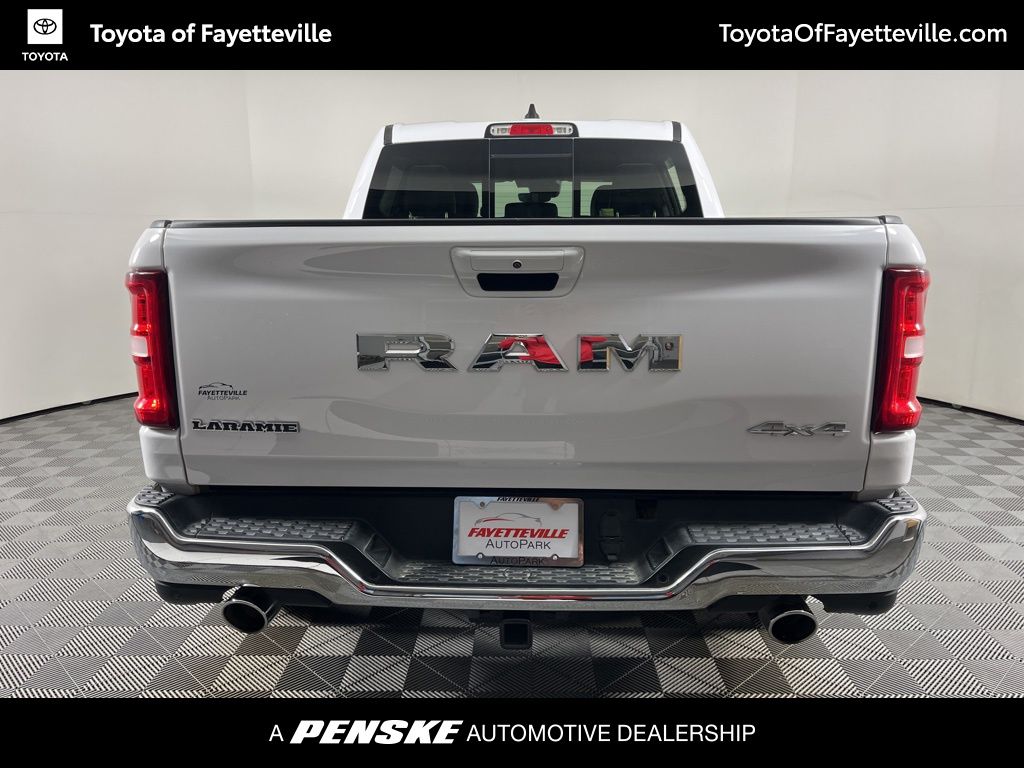 Thumbnail: 2025 RAM 1500 - 9