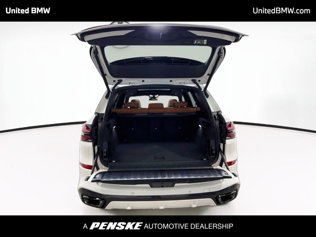 Thumbnail: 2026 BMW X5 - 14