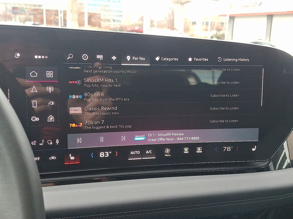 Thumbnail: 2025 Audi e-tron S - 17