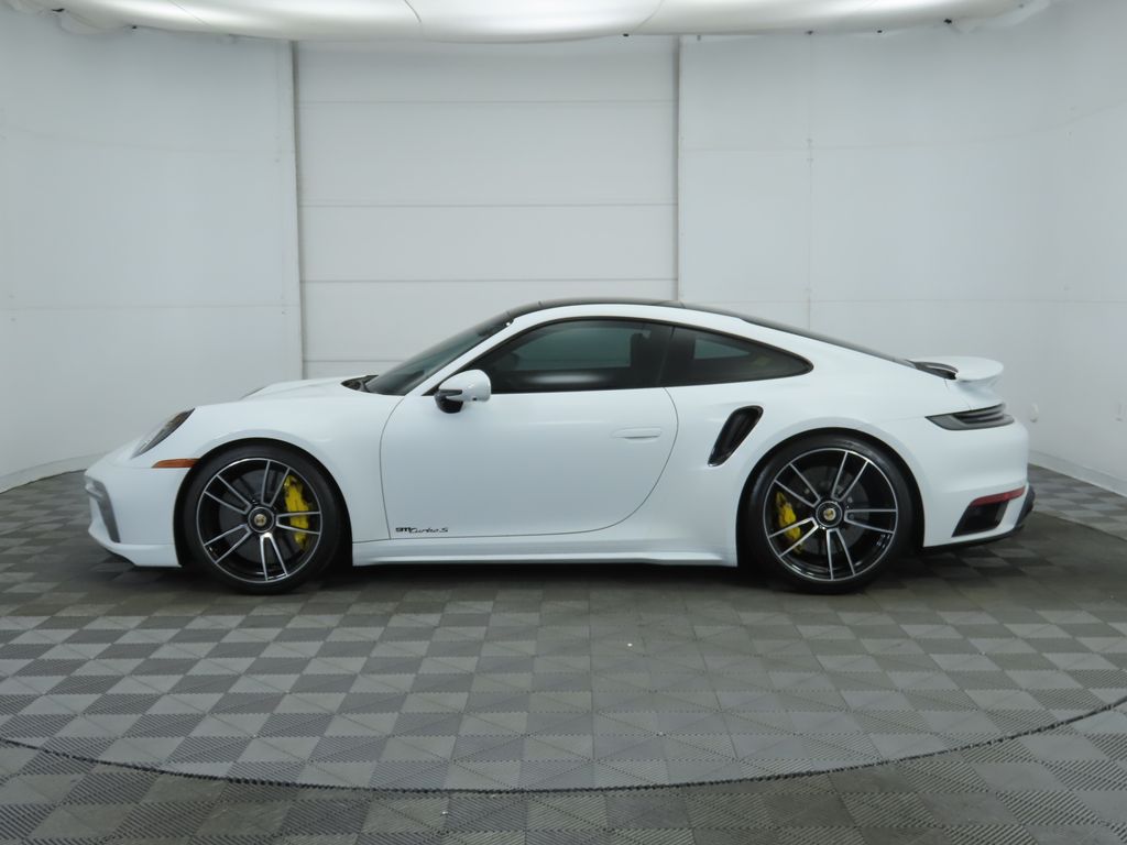 2022 Porsche 911 Turbo 8