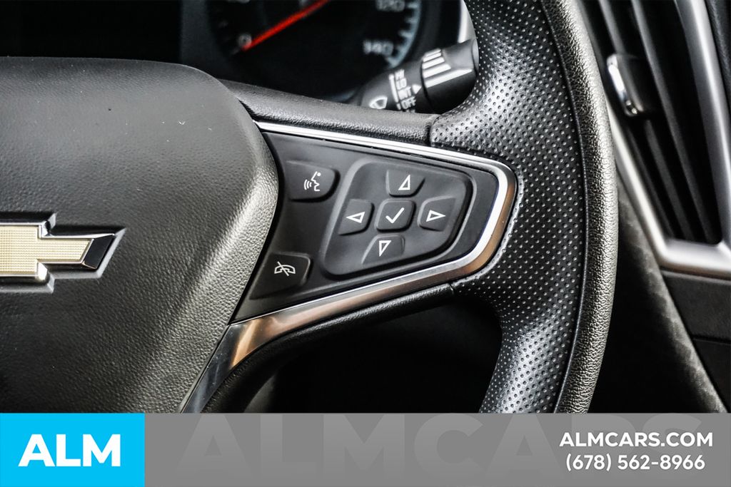 Used 2024 White Chevrolet LT image 26