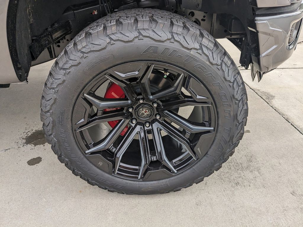 2025 Ford F-150 Black Widow