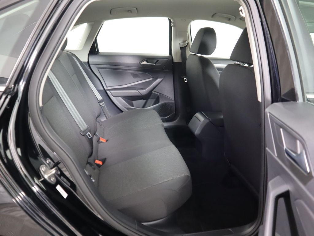 Thumbnail: 2019 Volkswagen Jetta - 22