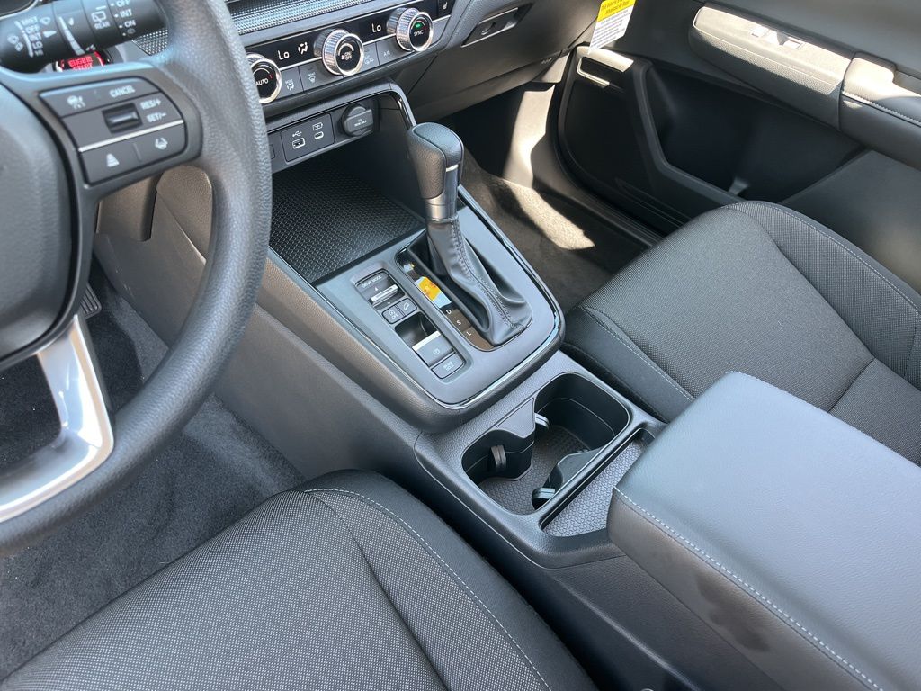 2025 Honda CR-V EX 11